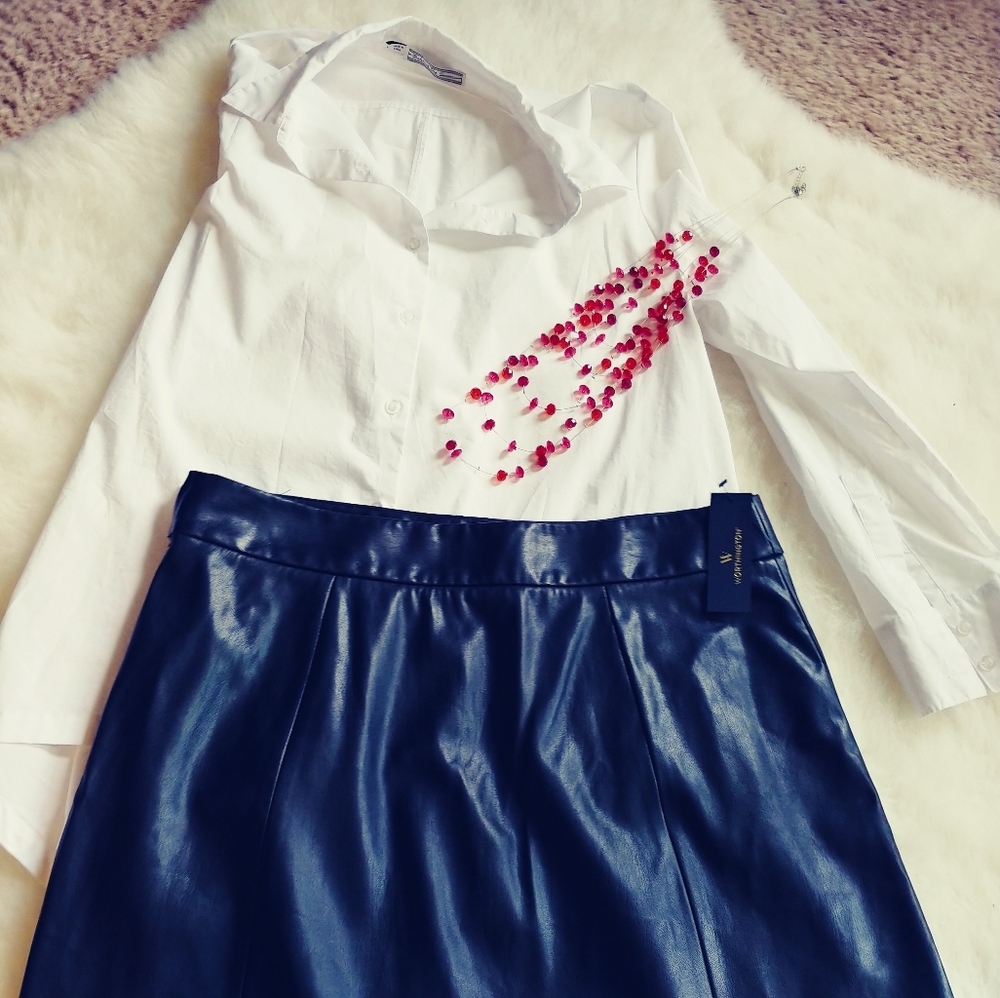 NWOT White long sleeve, button down shirt